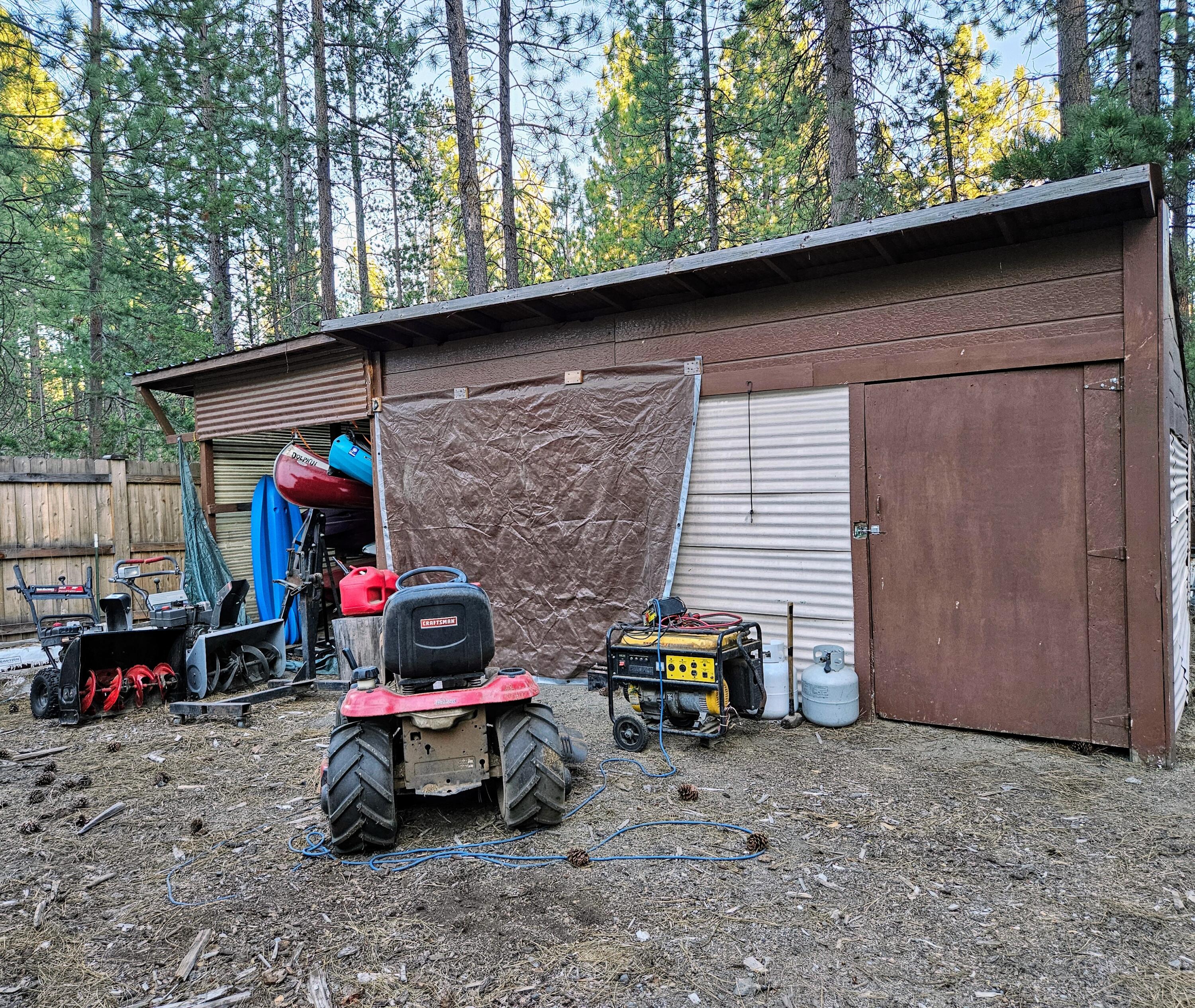 Ponderosa Pines East - Residential