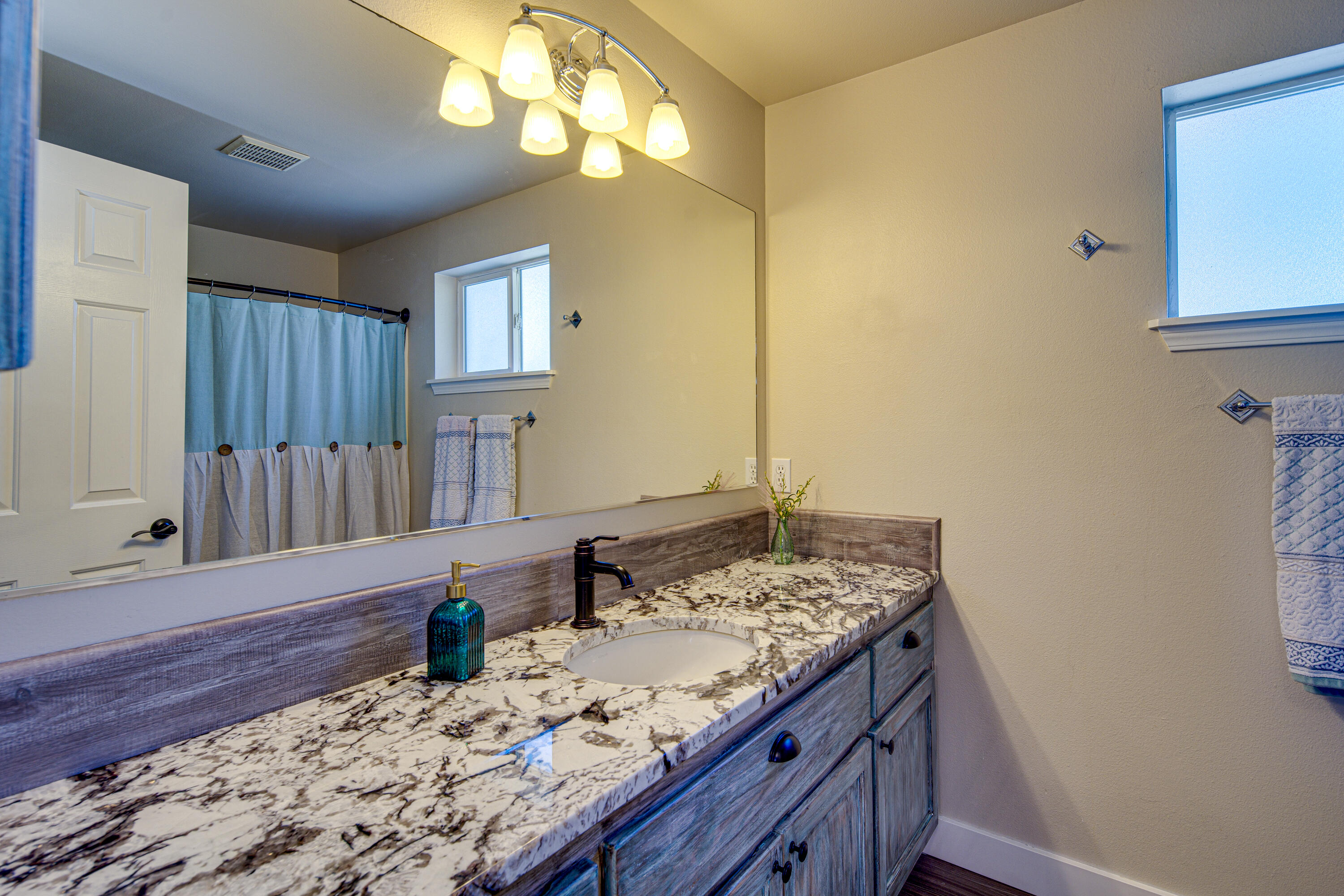 Majestic - Residential