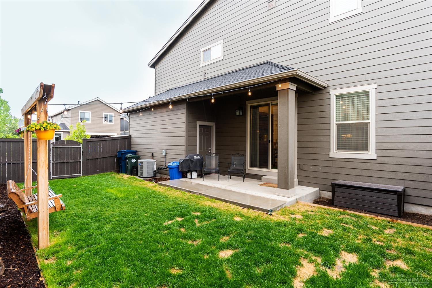 Lava Ridges - Residential