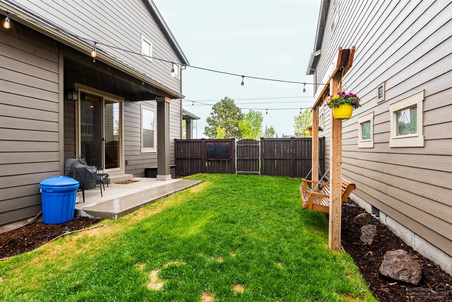 Lava Ridges - Residential