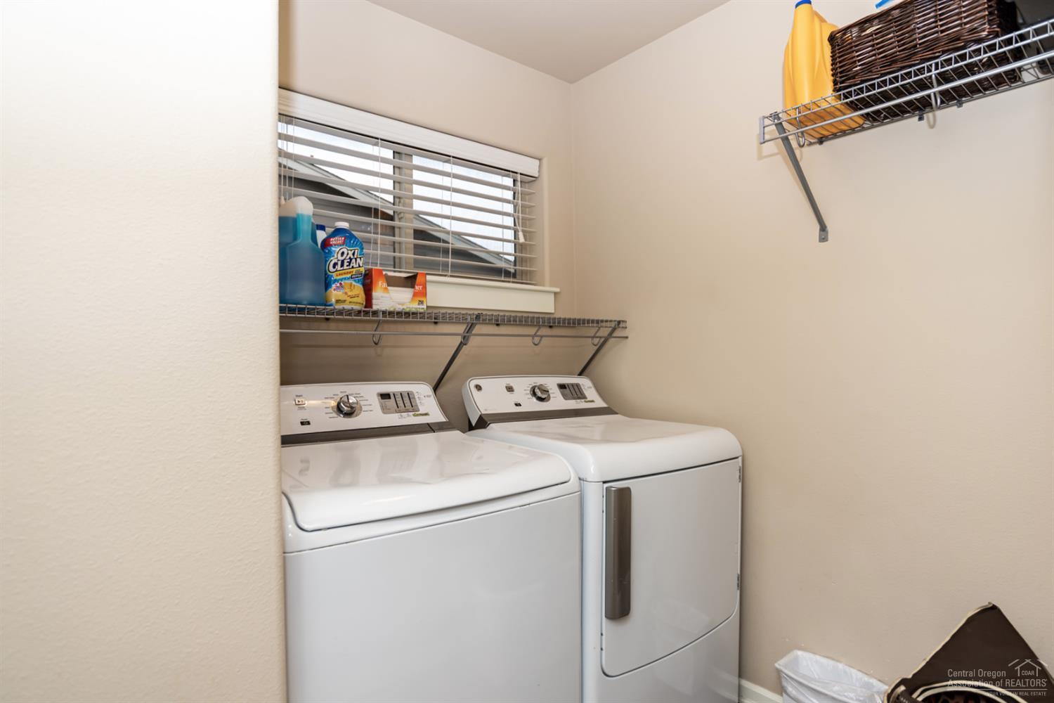 Lava Ridges - Residential