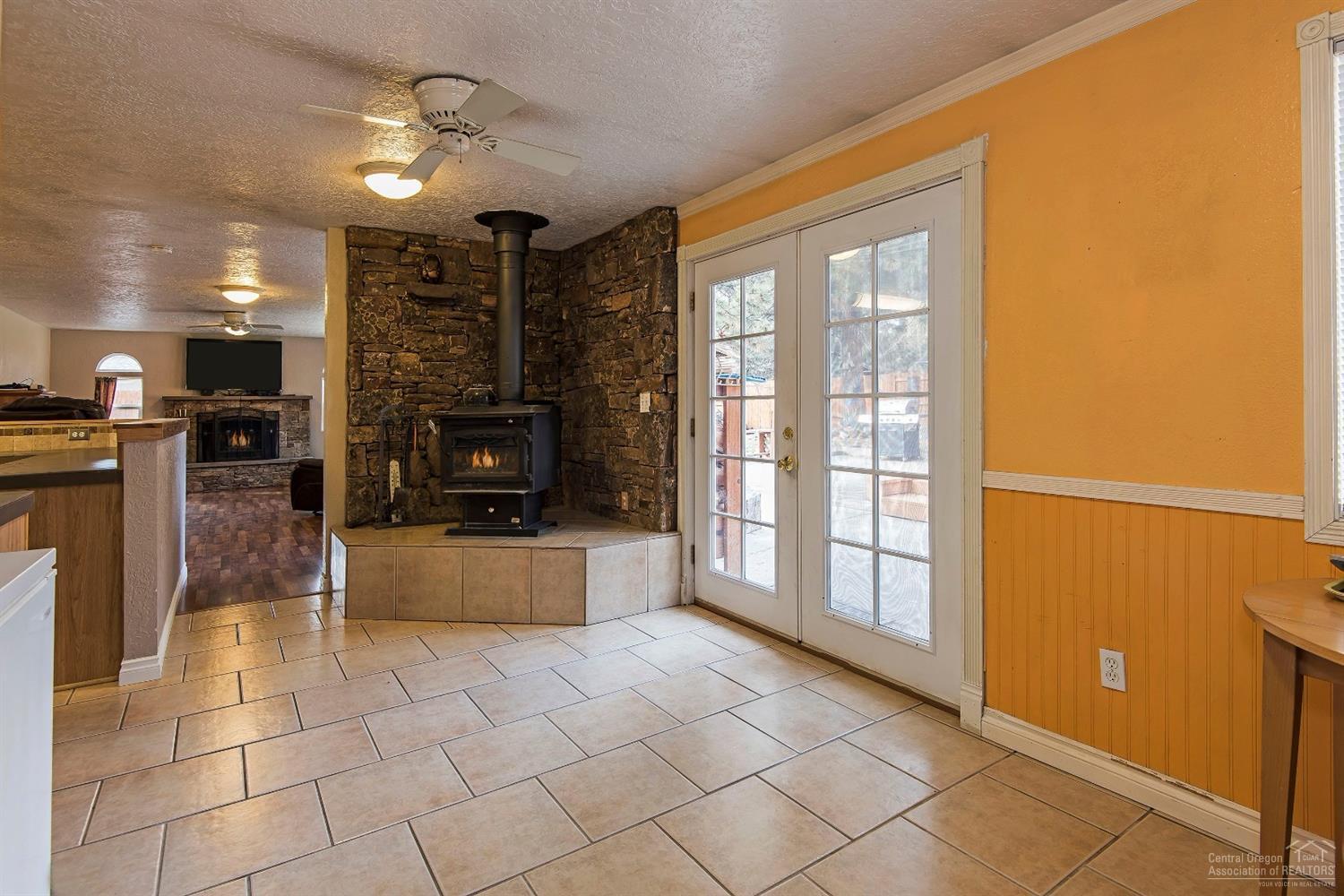 Tillicum Village - Residential