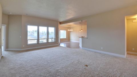 Tiny photo for 179 Skyhawk Drive, Eagle Point, OR 97524 (MLS # 220211725)