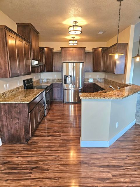 Tiny photo for 179 Skyhawk Drive, Eagle Point, OR 97524 (MLS # 220211725)