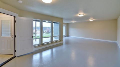 Tiny photo for 179 Skyhawk Drive, Eagle Point, OR 97524 (MLS # 220211725)