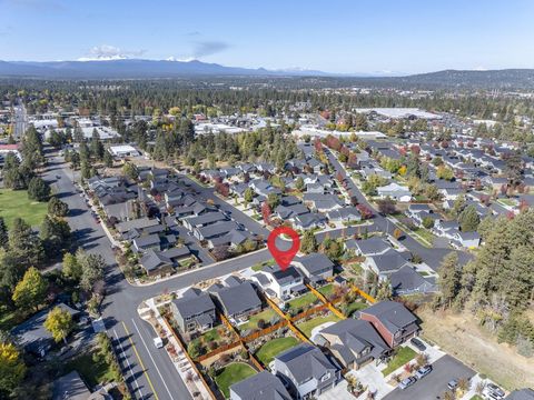 Tiny photo for 61394 Coachman Way, Bend, OR 97702 (MLS # 220213071)