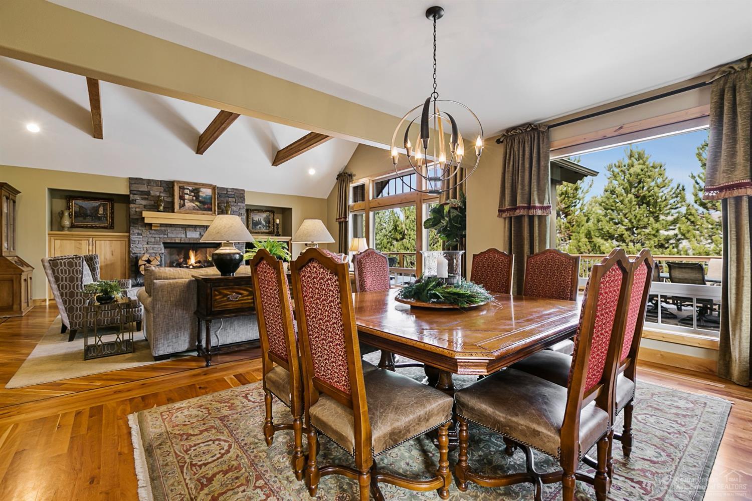 Skyliner Summit - Residential