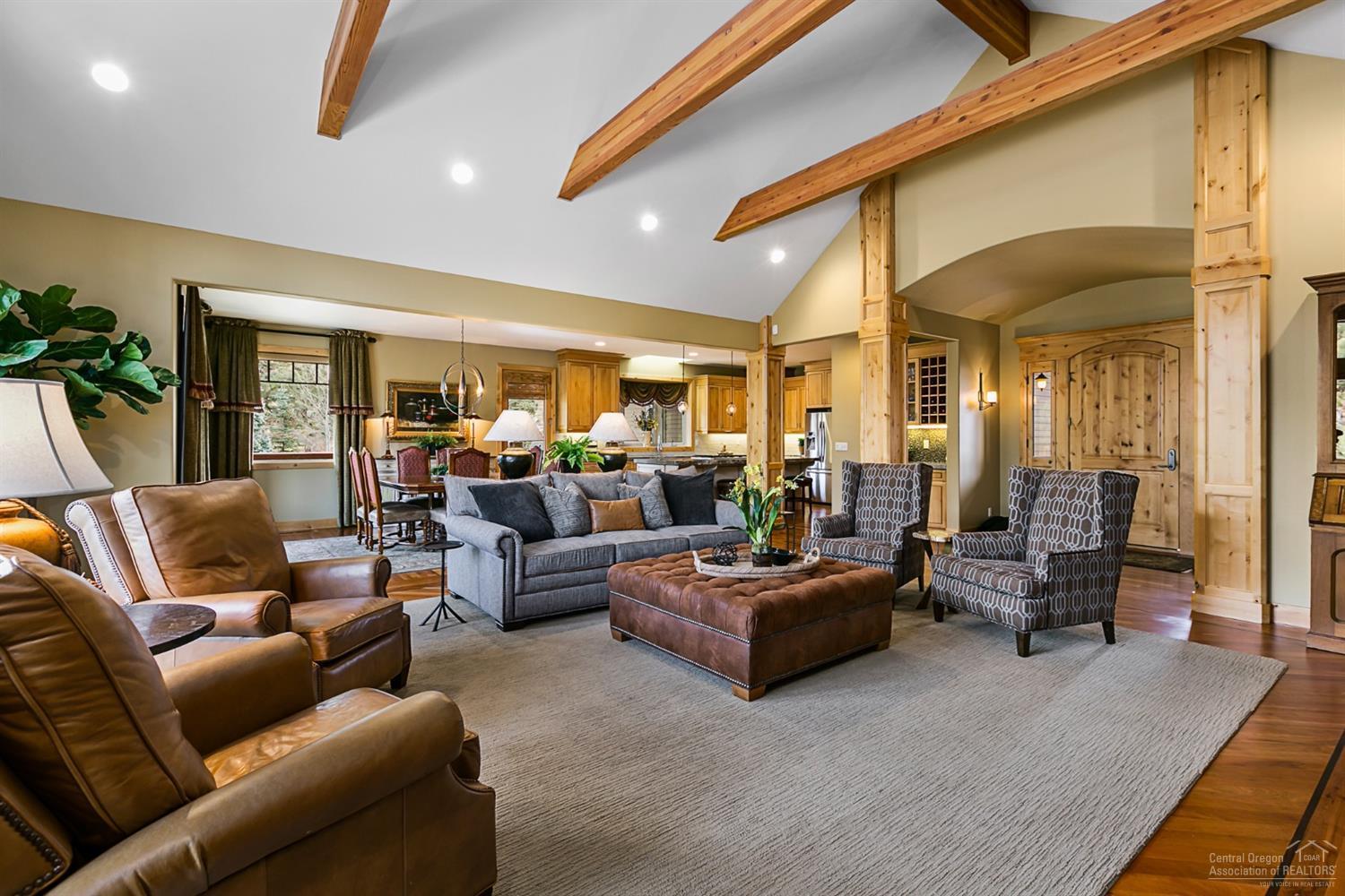 Skyliner Summit - Residential