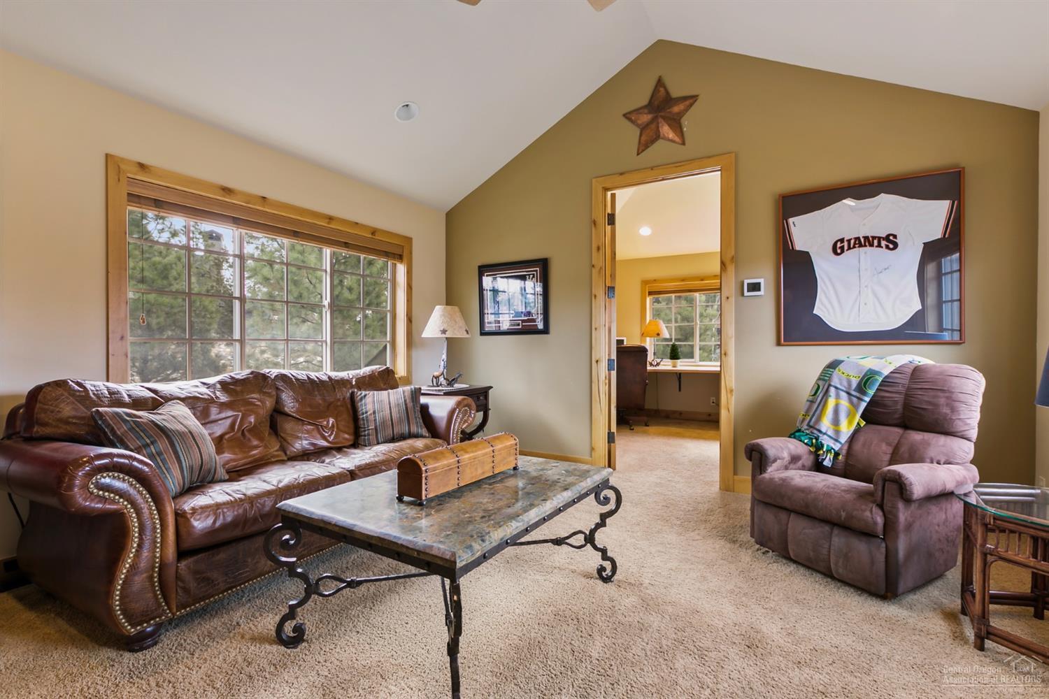 Skyliner Summit - Residential