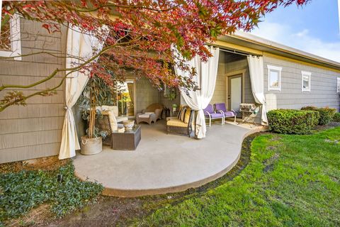 Tiny photo for 526 Stone Pointe Drive, Central Point, OR 97502 (MLS # 220211209)