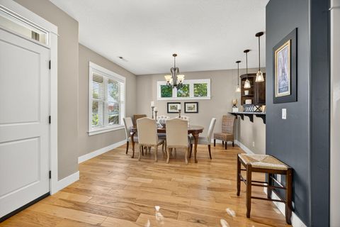 Tiny photo for 526 Stone Pointe Drive, Central Point, OR 97502 (MLS # 220211209)