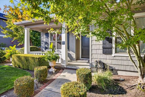 Tiny photo for 526 Stone Pointe Drive, Central Point, OR 97502 (MLS # 220211209)