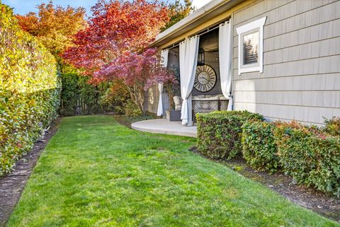 Tiny photo for 526 Stone Pointe Drive, Central Point, OR 97502 (MLS # 220211209)