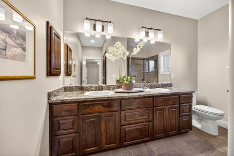 Tiny photo for 526 Stone Pointe Drive, Central Point, OR 97502 (MLS # 220211209)