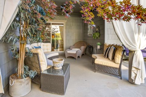 Tiny photo for 526 Stone Pointe Drive, Central Point, OR 97502 (MLS # 220211209)