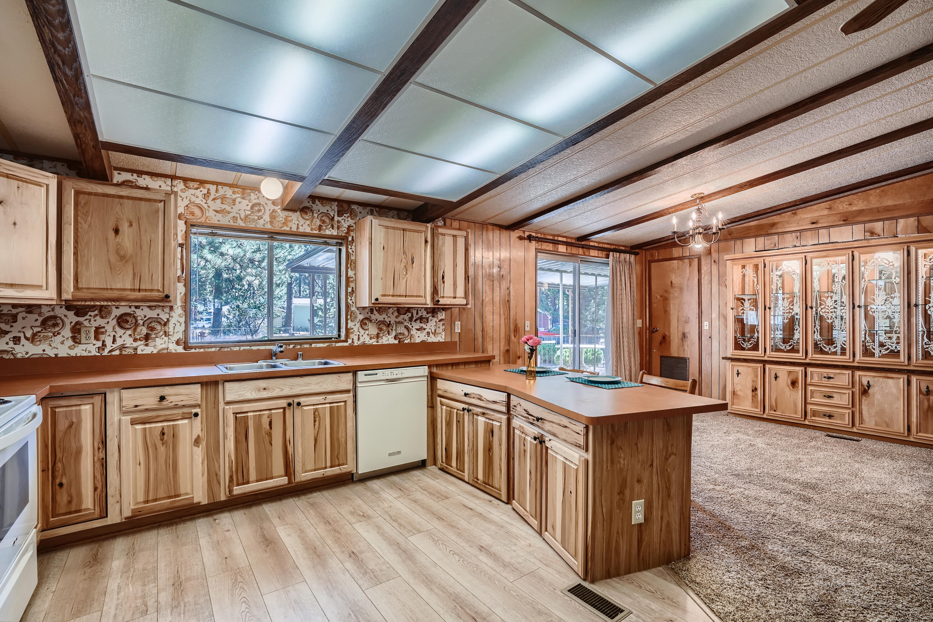 Romaine Village - Residential