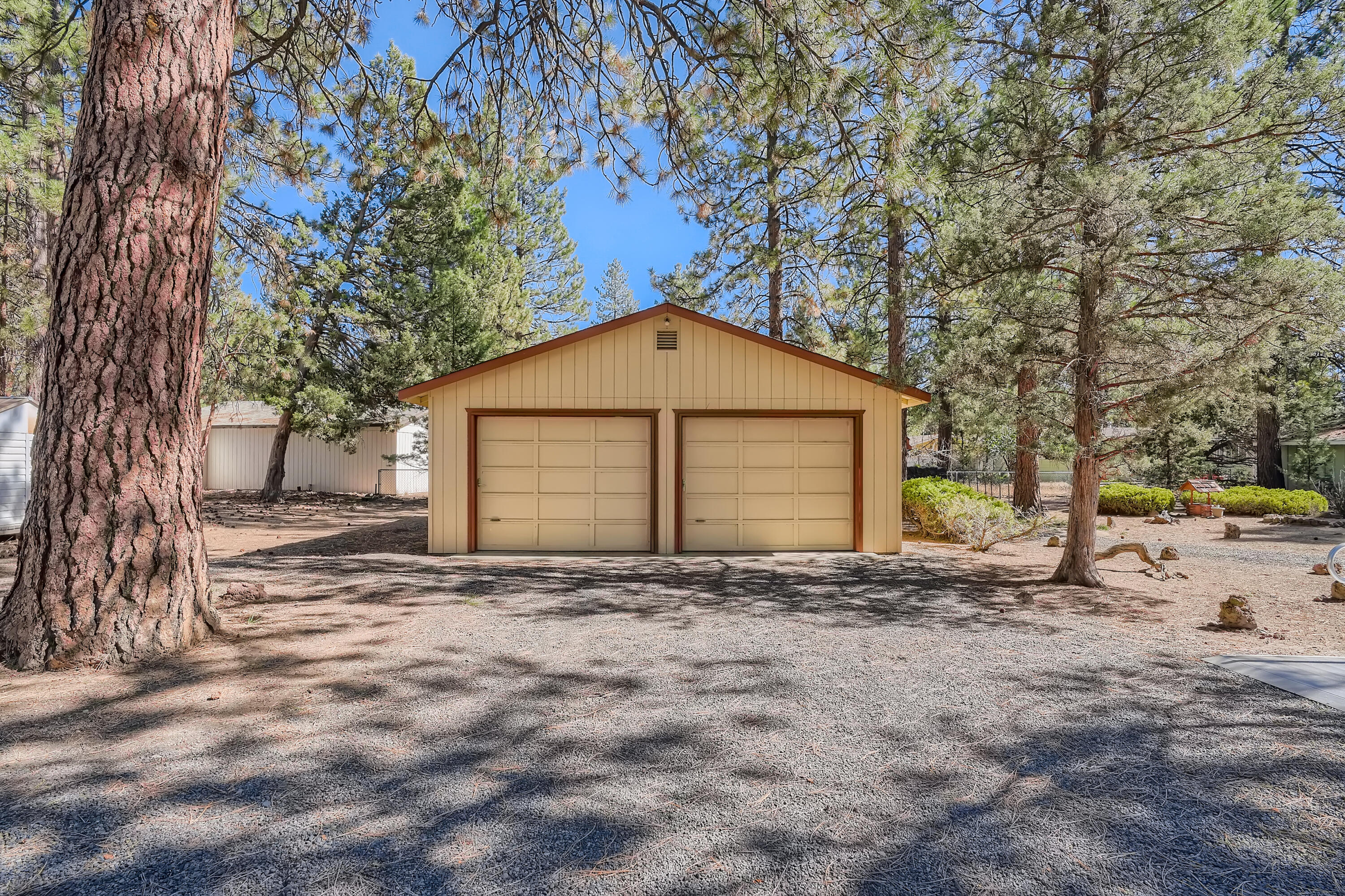 Romaine Village - Residential