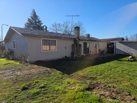 Tiny photo for 1973 Orinda Circle, Medford, OR 97504 (MLS # 220213966)