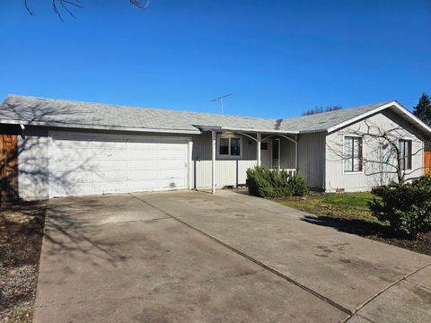 Tiny photo for 1973 Orinda Circle, Medford, OR 97504 (MLS # 220213966)