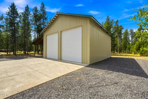 Tiny photo for 52216 Moose Road, La Pine, OR 97739 (MLS # 220228191)