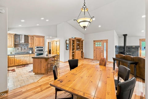 Tiny photo for 52216 Moose Road, La Pine, OR 97739 (MLS # 220228191)