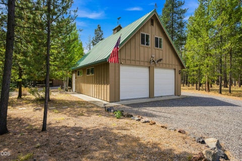 Tiny photo for 52216 Moose Road, La Pine, OR 97739 (MLS # 220228191)