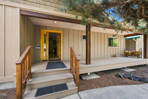 Tiny photo for 52216 Moose Road, La Pine, OR 97739 (MLS # 220228191)
