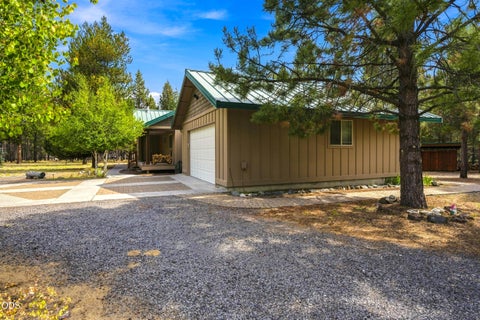 Tiny photo for 52216 Moose Road, La Pine, OR 97739 (MLS # 220228191)