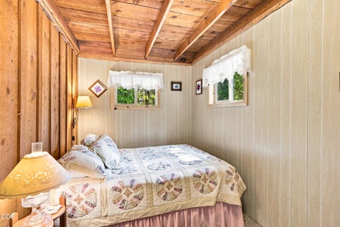 Tiny photo for 52216 Moose Road, La Pine, OR 97739 (MLS # 220228191)