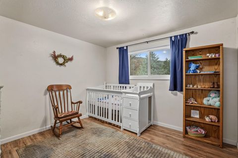 Tiny photo for 7680 Upper Applegate Rd, Jacksonville, OR 97530 (MLS # 220220067)