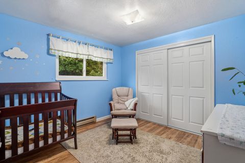 Tiny photo for 7680 Upper Applegate Rd, Jacksonville, OR 97530 (MLS # 220220067)