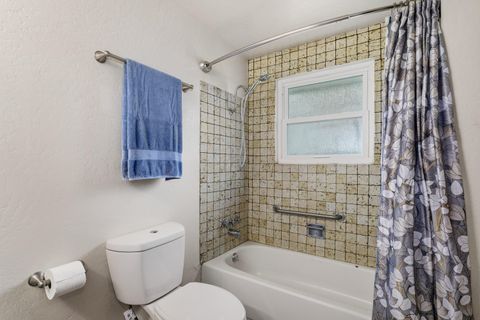 Tiny photo for 7680 Upper Applegate Rd, Jacksonville, OR 97530 (MLS # 220220067)