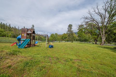Tiny photo for 7680 Upper Applegate Rd, Jacksonville, OR 97530 (MLS # 220220067)