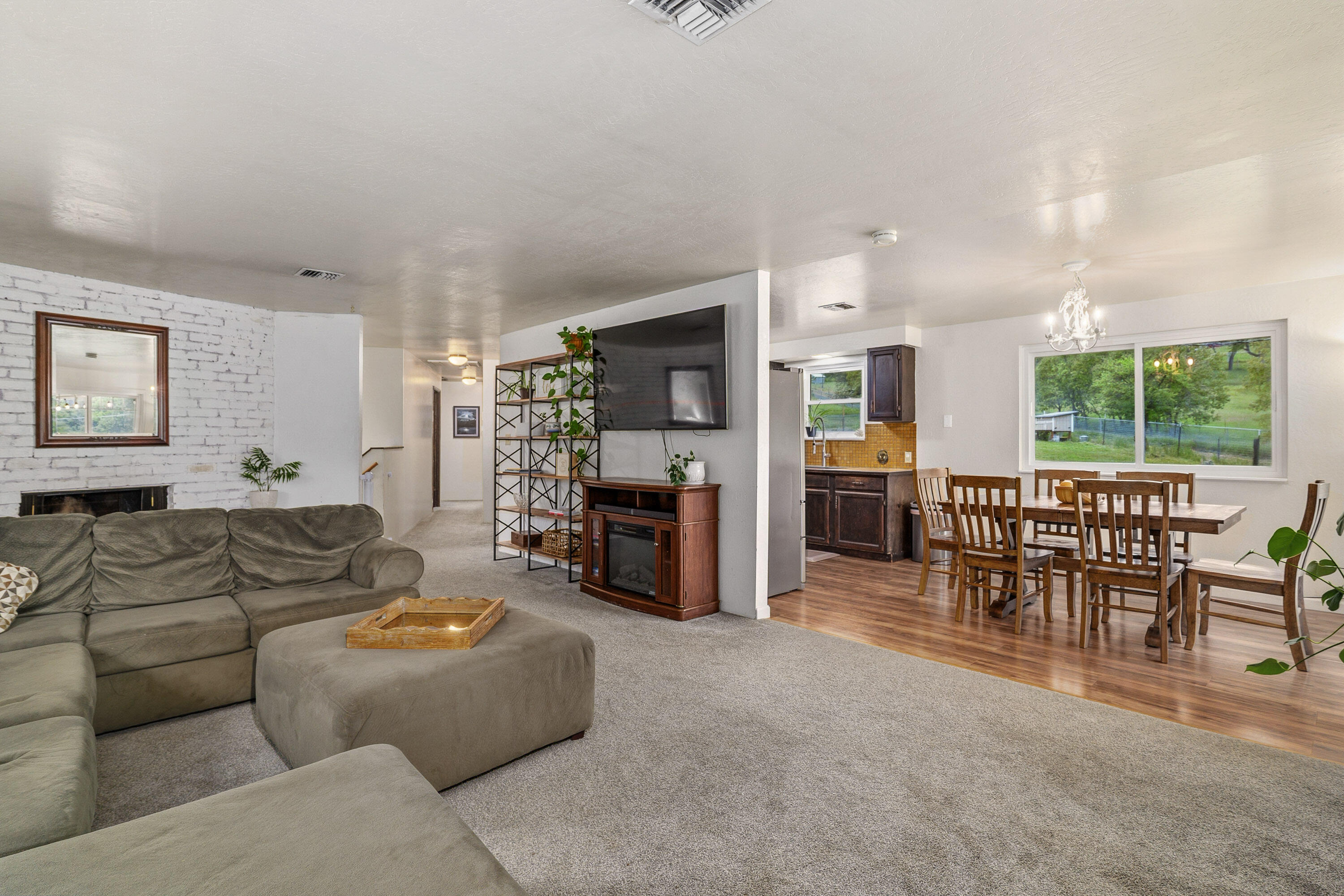 7680 Upper Applegate