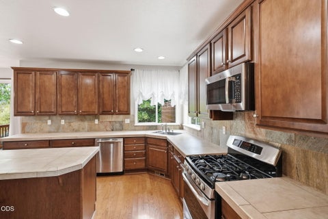 Tiny photo for 2765 SW 49th Street, Redmond, OR 97756 (MLS # 220225905)
