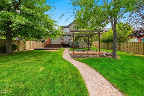 Tiny photo for 2765 SW 49th Street, Redmond, OR 97756 (MLS # 220225905)