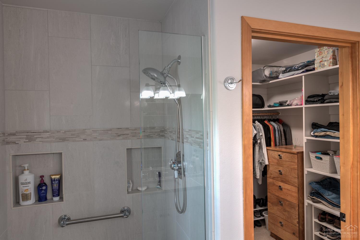 Hawks Ridge - Residential