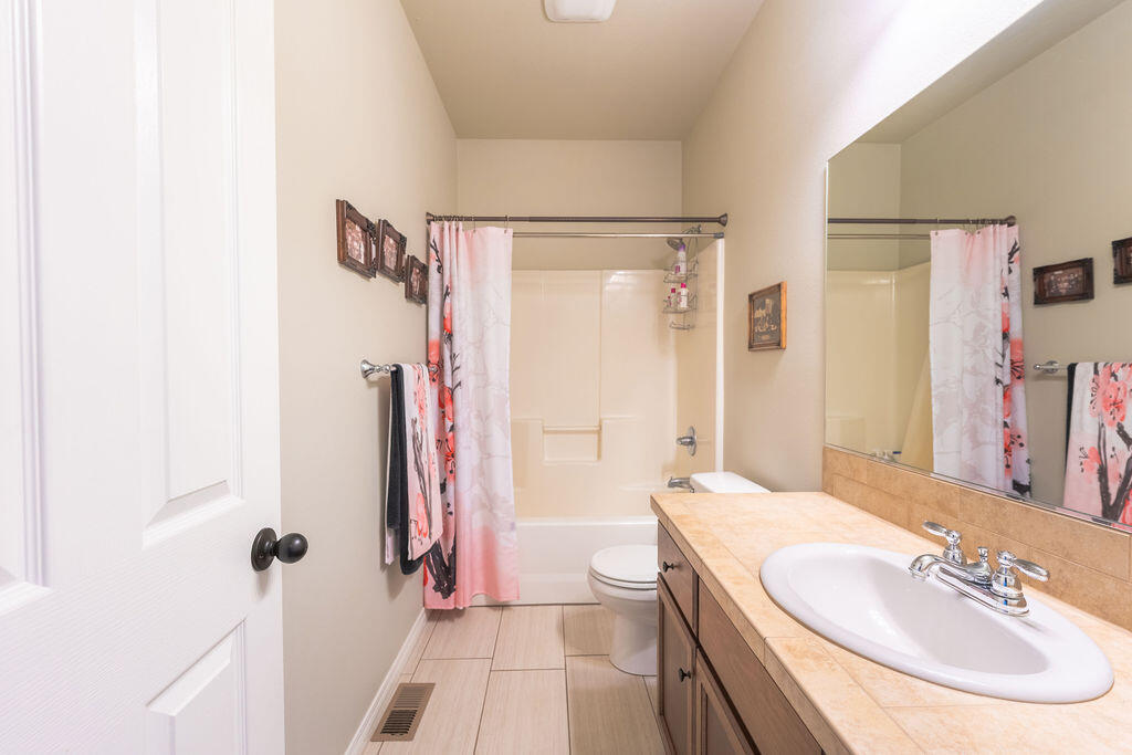 Summit Crest - Residential