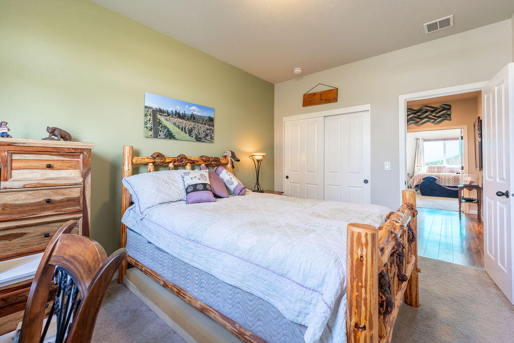 Summit Crest - Residential