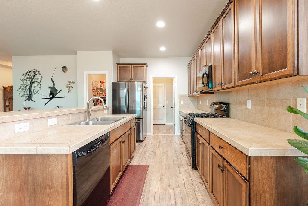 Summit Crest - Residential