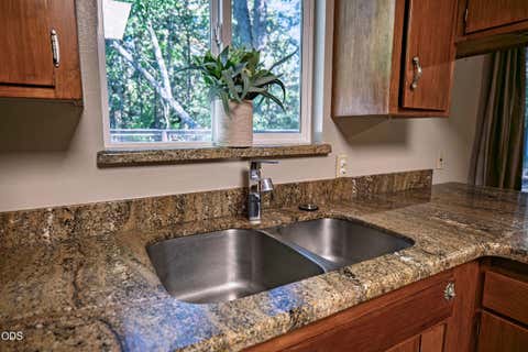 Tiny photo for 2750 Granite Hill Road, Grants Pass, OR 97526 (MLS # 220223792)