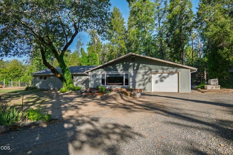Tiny photo for 2750 Granite Hill Road, Grants Pass, OR 97526 (MLS # 220223792)