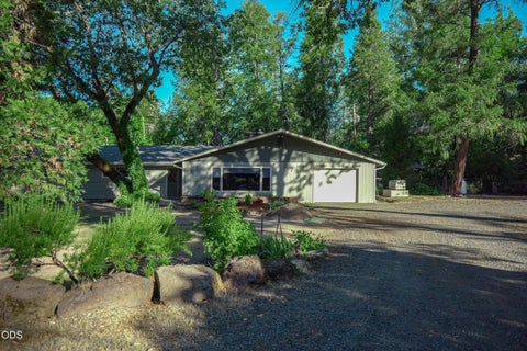 Tiny photo for 2750 Granite Hill Road, Grants Pass, OR 97526 (MLS # 220223792)