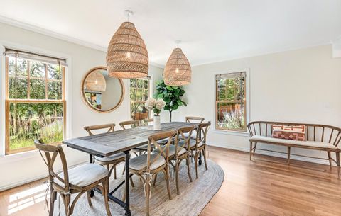 Tiny photo for 2256 NW Eastes Street, Bend, OR 97703 (MLS # 220213084)