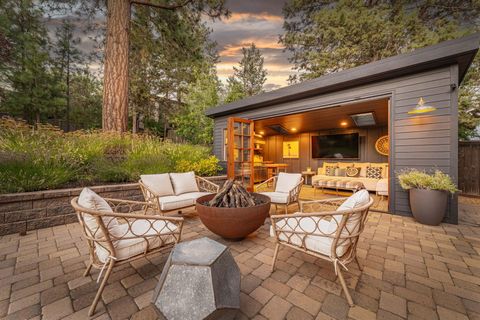 Tiny photo for 2256 NW Eastes Street, Bend, OR 97703 (MLS # 220213084)