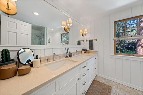 Tiny photo for 2256 NW Eastes Street, Bend, OR 97703 (MLS # 220213084)