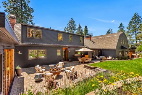 Tiny photo for 2256 NW Eastes Street, Bend, OR 97703 (MLS # 220213084)