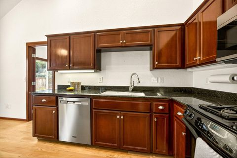 Tiny photo for 150 Graham Way, Talent, OR 97540 (MLS # 220215749)