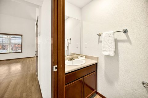 Tiny photo for 150 Graham Way, Talent, OR 97540 (MLS # 220215749)