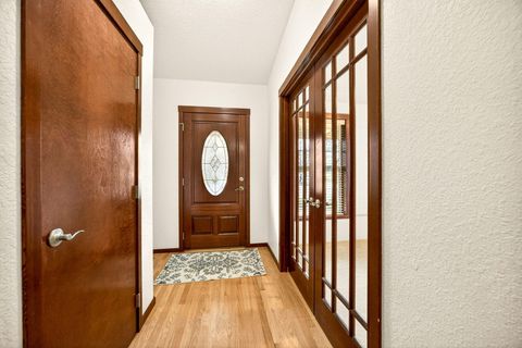 Tiny photo for 150 Graham Way, Talent, OR 97540 (MLS # 220215749)